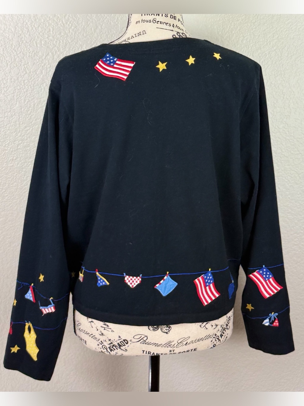 Michael Simon Americana 4th of July Patriotic Black Embroidered Cardigan Sweater - Picture 4 of 10